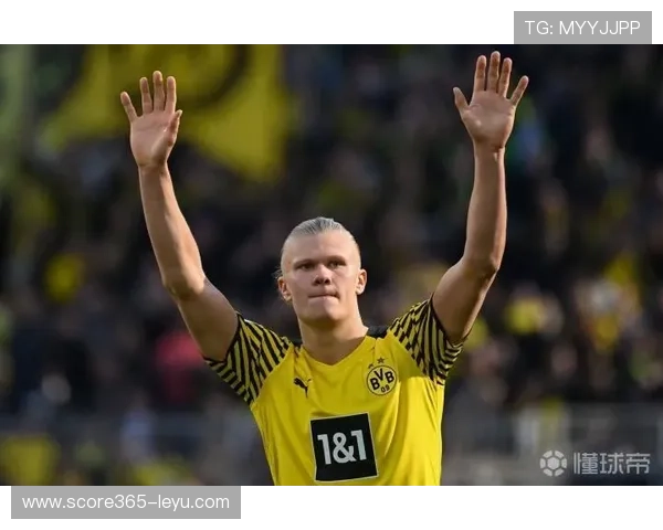 实时快讯型内容破局:从多特蒙德社媒策略,看科技体育热点追踪新方向 实时快讯型内容破局:从多特蒙德社媒策略,看科技体育热点追踪新方向